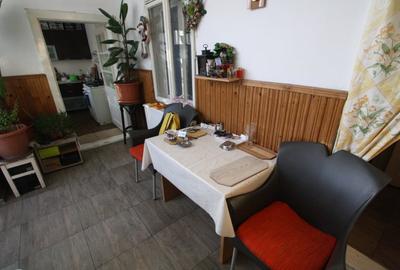 Proprietar vand 2 case alaturate - 12