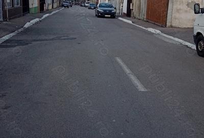 Teren de 250 mp, în Central - 2