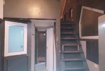 Apartament cu 3 camere semidecomandat în Central - 2