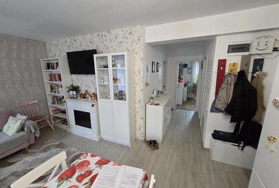 Apartament cu 3 camere decomandat în Hotvon - 10