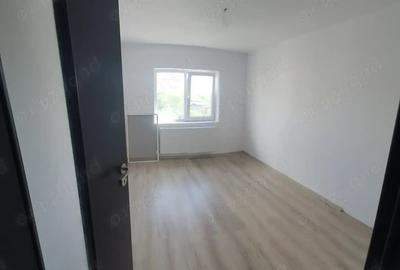 Vand aparatment 3 camere - 4