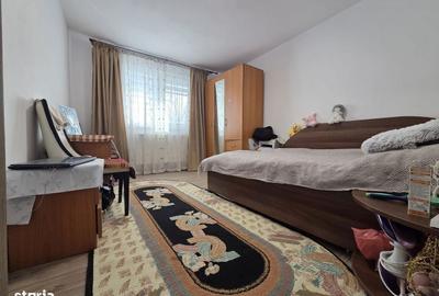 Casă cu 3 camere decomandat cu Teren 1259 Mp în Central - 2