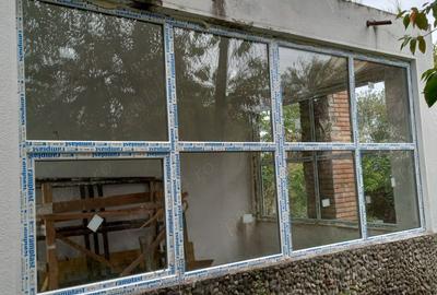 Casă cu 5 camere cu Teren 398 Mp în Băicoi - 4