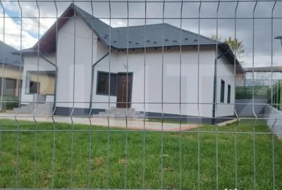 Casă cu 3 camere cu Teren 430 Mp în Central - 12