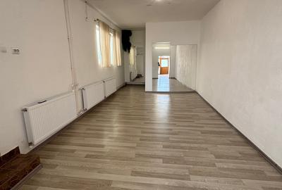 Spatiu comercial stradal, 60 mp Spatiu comercial stradal, 60 mp - 1