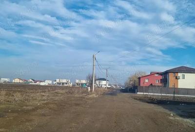 Teren de 500 mp, în 1 Decembrie - 3