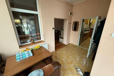 Casă cu 3 camere cu Teren 216 Mp în Orașul Vechi