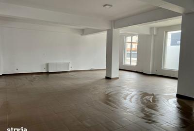 Spațiu comercial, de 127 mp, în Central - 1