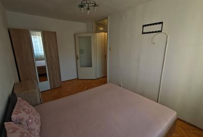 Apartament cu 3 camere semidecomandat, mobilat în Complex Studențesc - 9