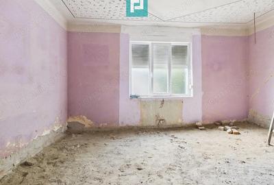 Casa cu 4 camere zona Func?ionarilor - 2