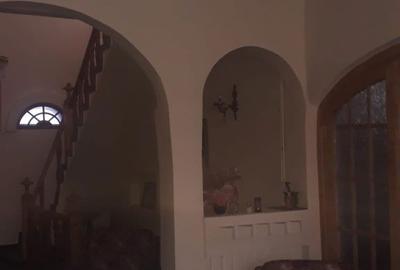 Casă cu 4 camere în Ariceștii Rahtivani - 6