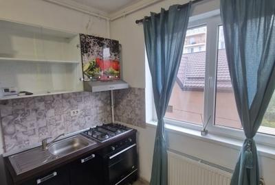 Apartament 2 camere tip studio // str. Tineretului 35 bis - 4