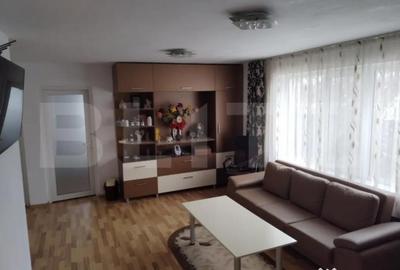 Casă cu 7 camere cu Teren 420 Mp în Cetate - 10