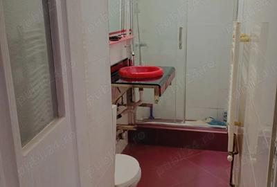 Apartament cu 2 camere semidecomandat în Micro 1 - 4