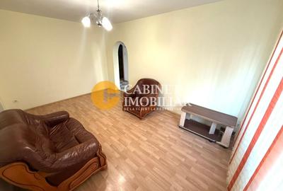Apartament cu 3 camere semidecomandat, mobilat în Podu Roș - 4