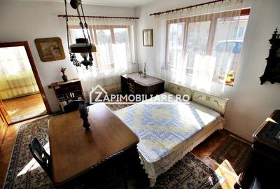 Casă individuală cu 3 camere cu Canalizare în Central - 11