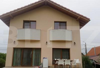 Casă cu 5 camere cu Teren 610 Mp în Central - 2