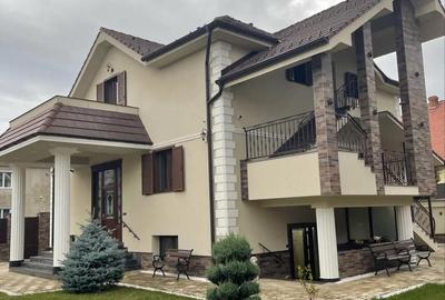 Casă cu 4 camere în Central - 5