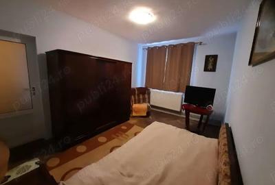 Apartament cu 3 camere decomandat în Central - 3