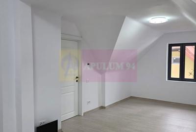 Casă cu 6 camere cu Canalizare în Central - 13