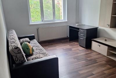 Apartament cu 2 camere decomandat în 1 Mai - 3