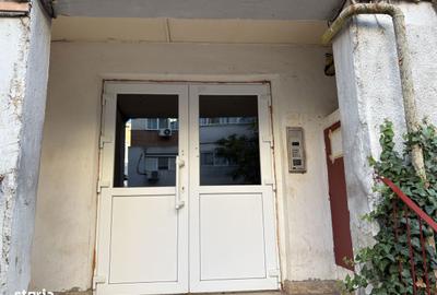 Apartament cu 2 camere decomandat în Exterior Vest - 3