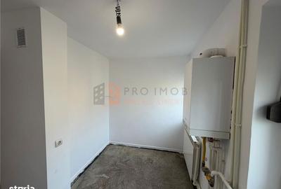 Apartament cu 3 camere decomandat în Crâng - 7