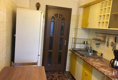 Apartament decomandat în Tei - 2