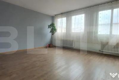 Spațiu comercial, de 900 mp, în Calea Moldovei - 8