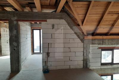 De vanzare casa individuala,135 mp utili, 1553 mp teren - 3