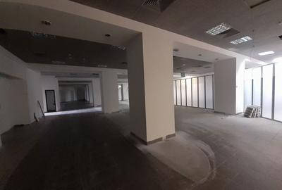 Piata Unirii-spatiu comercial 2000mp - 2