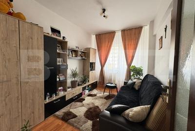 Apartament de vanzare, cu 3 camere in zona Pietei Flora - 1