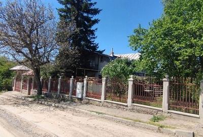 Casă cu 4 camere cu Teren 174 Mp în Central - 6