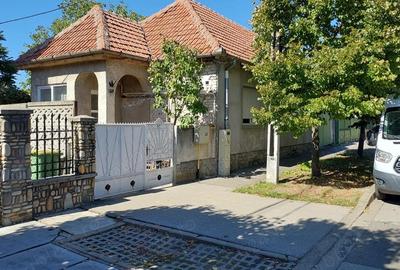 Teren de 1325 mp, în Ronaț - 1