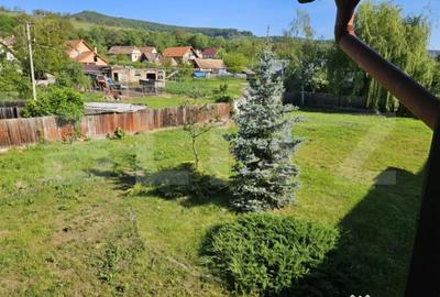 Casă cu 7 camere cu Teren 2828 Mp în Central - 4