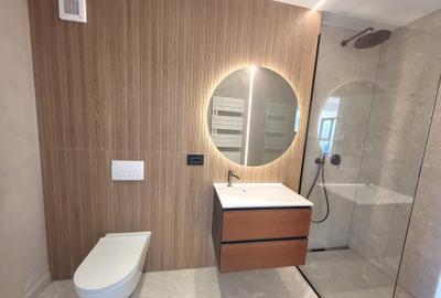 Apartament cu 2 camere decomandat în Tractorul - 15