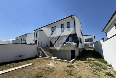 Casa duplex 4 camere cu pivnita si teren 300 mp - Calea Cisnadiei - 2