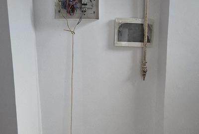 Spațiu comercial, de 70 mp, în Valea - 2