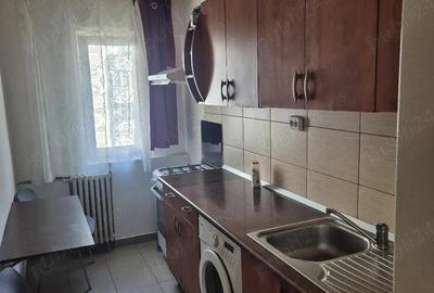 Garsonieră decomandată în Apusului - 2