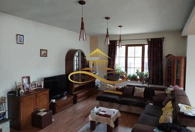 Casa/ vila de vanzare cu 700 mp teren in Gheraiesti str. Frunzei Bacau - 13