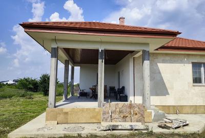 Casă individuală cu 5 camere cu Garaj în Gulia - 9