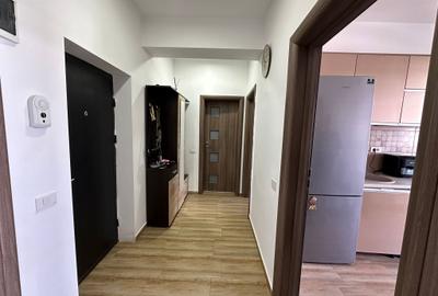 Apartament cu 2 camere decomandat, mobilat în Central