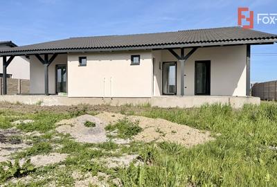 Duplex cu 3 camere cu Teren 370 Mp în Moșnița Veche