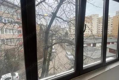 Apartament cu 4 camere decomandat în Central - 11