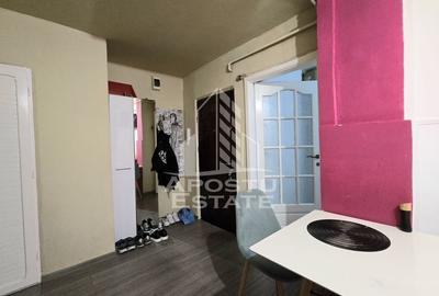Apartament decomandat, 2 camere, etaj intermediar, Lipovei - 7