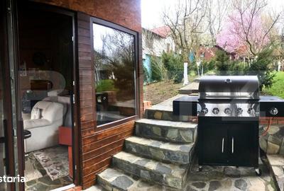 Casă cu 6 camere cu Teren 774 Mp în Central - 1