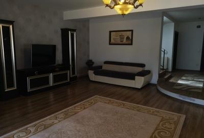 Vila P+E, Stefanesti- Zavoi , teren 1.360 mp, mobilata - 2