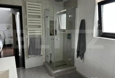 Casă cu 7 camere cu Teren 500 Mp în Central - 2