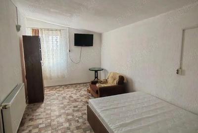 Garsonieră decomandată în Central - 1