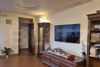 Casa de vanzare in Corunca, ideala pentru 2 familii sau pens - 14